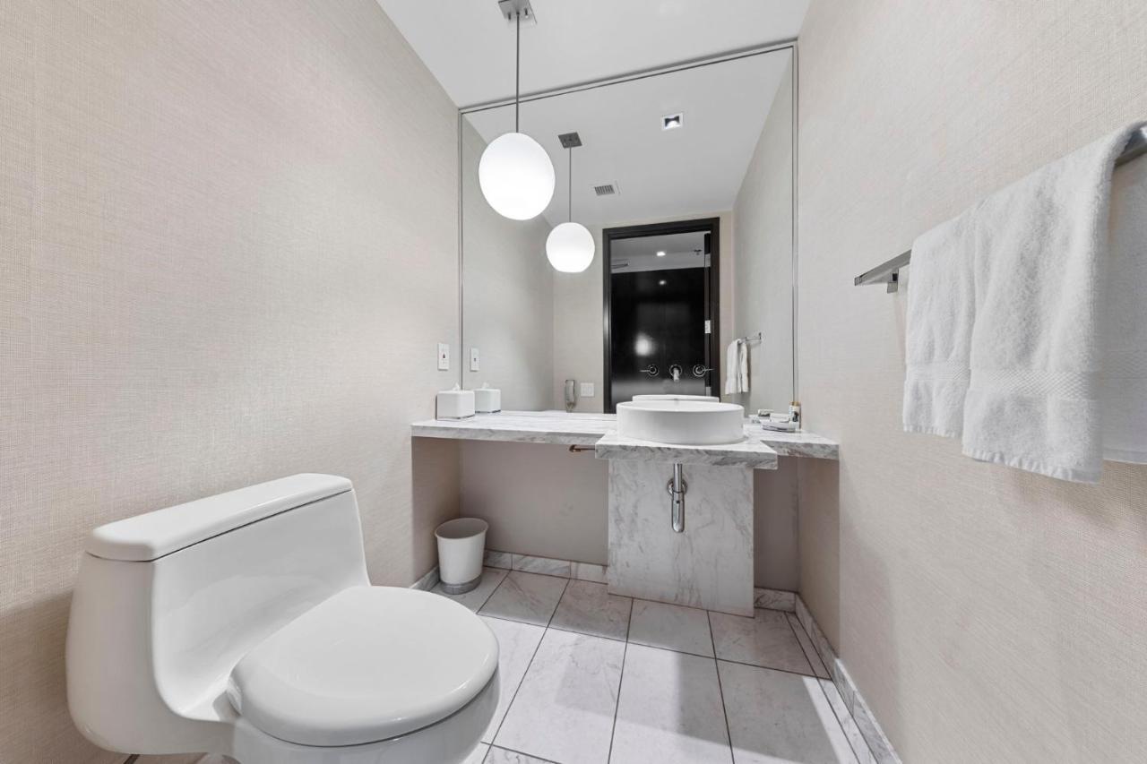 Huge Modern Luxury 17 Floor Panoramic Corner Suite With Open Balcony Las Vegas Exterior foto