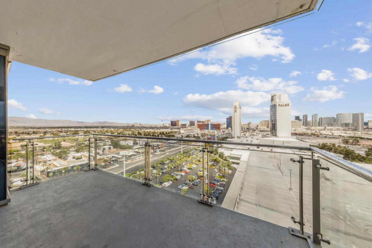 Huge Modern Luxury 17 Floor Panoramic Corner Suite With Open Balcony Las Vegas Exterior foto